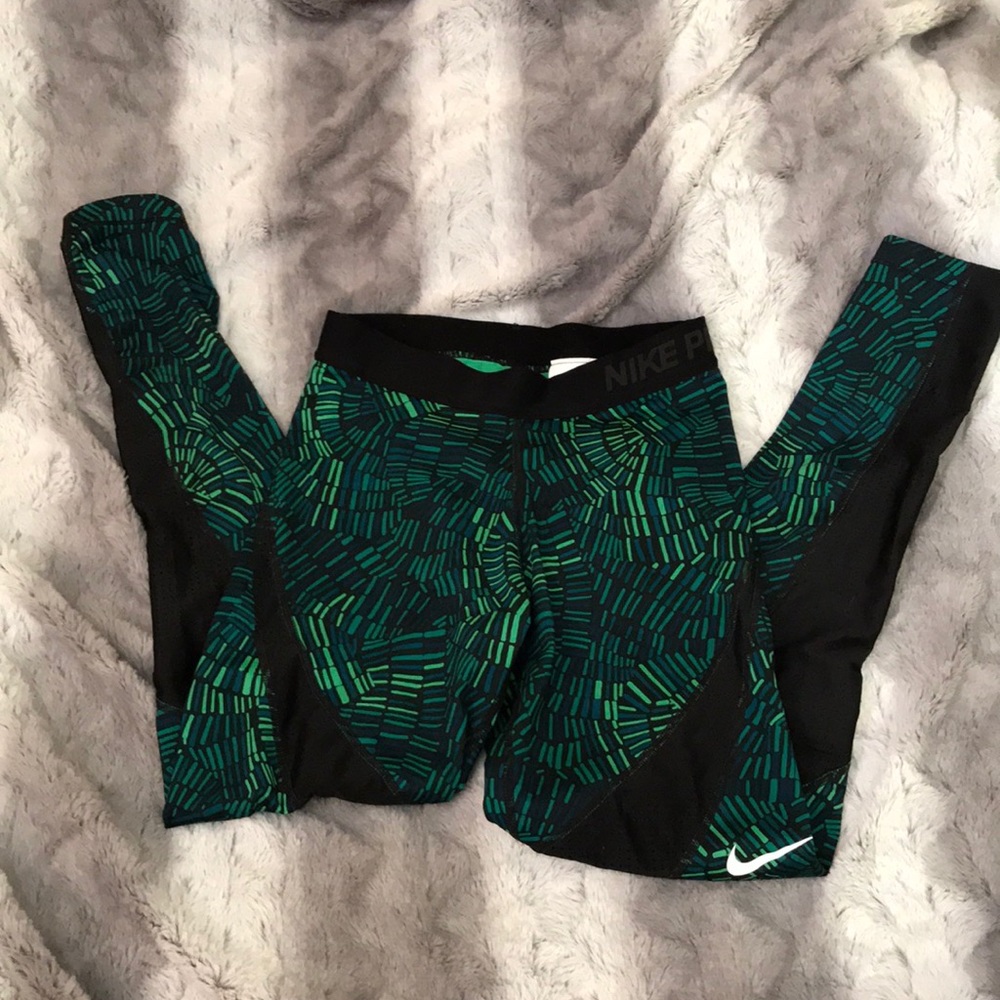 Nike Pro Limited Edition